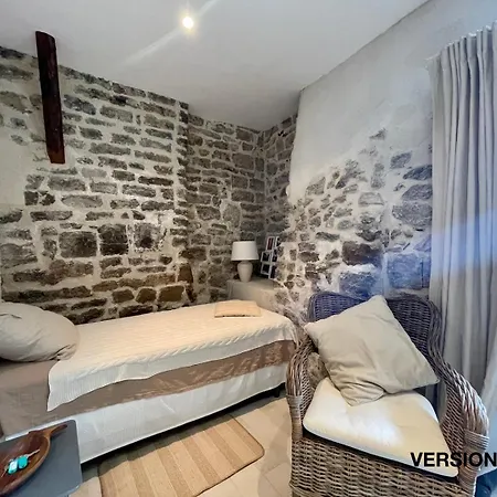 Version Sud- Chambre Privee Spacieuse A Apartament